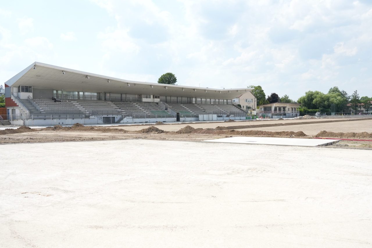 Projet ANRIN - Stade Henri LONGUET fourniture de caniveaux pour une piste d'athlétisme